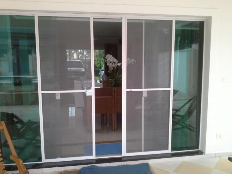 Porta Mosquiteiro de Correr