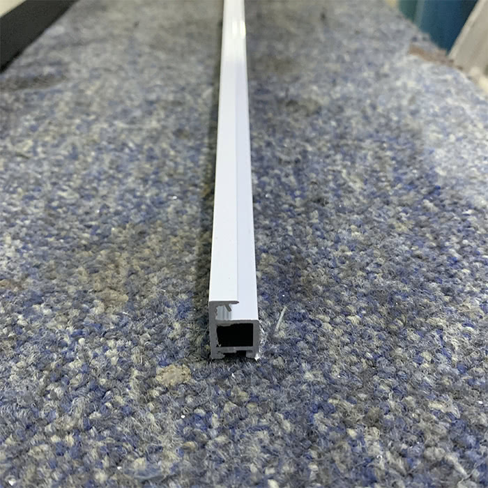 Tela mosquiteiro com moldura para janela de alumínio A058