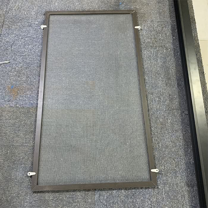 tela-mosquiteiro-com-travas