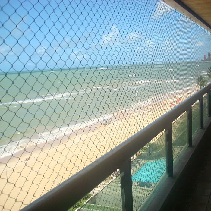 rede de proteção na praia grande