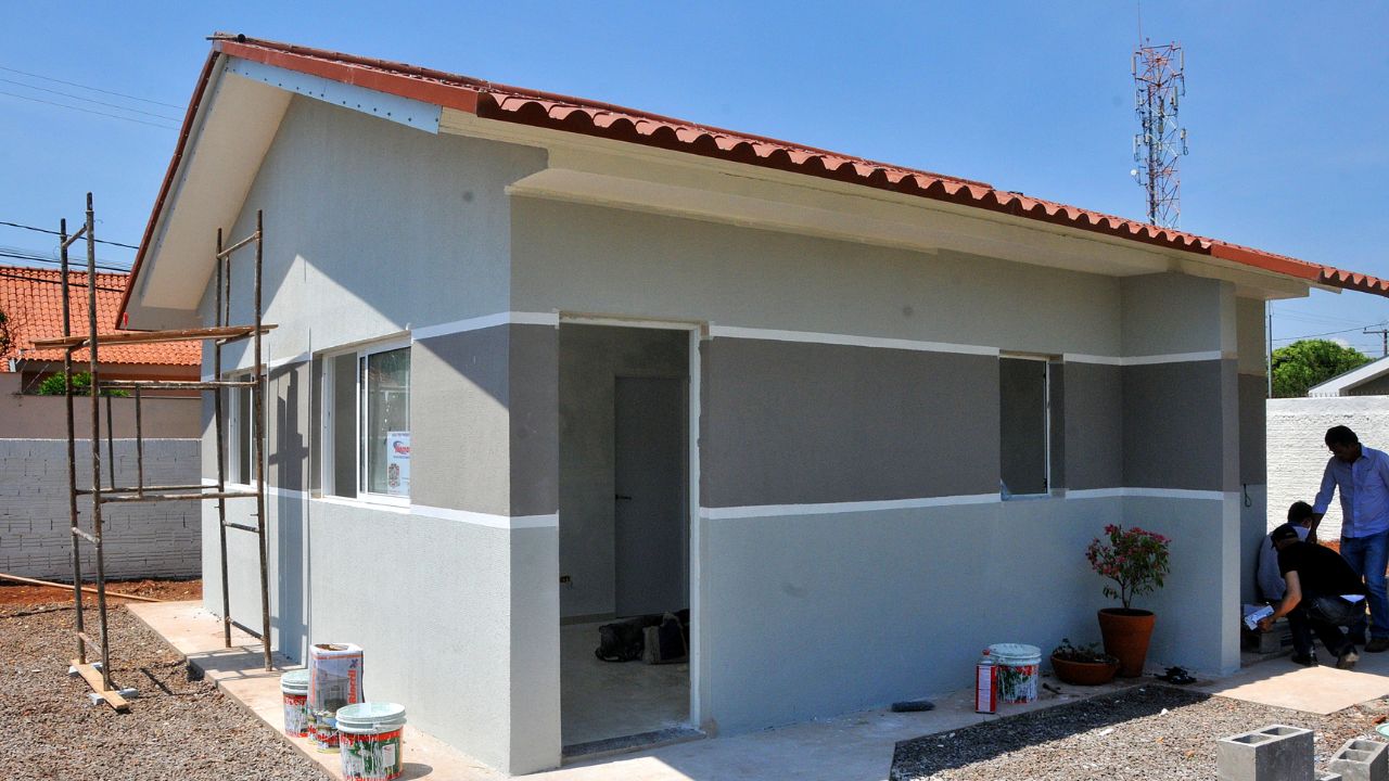 Como construir uma casa barata e rápida