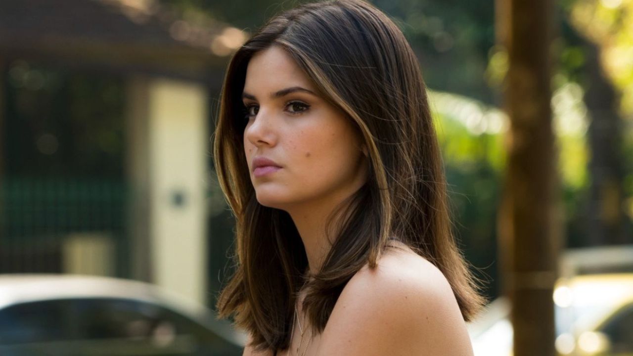 Camila Queiroz - Atrizes mais belas que tiveram origem no campo