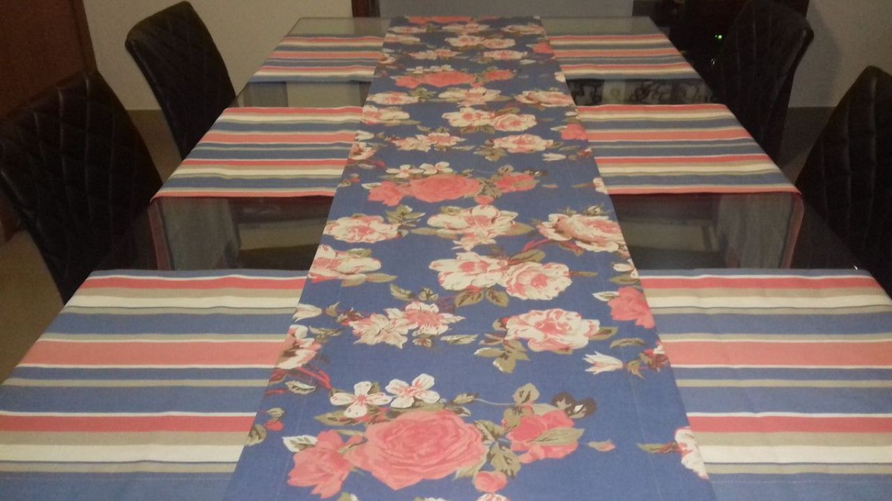 Tecidos Florais na Decoração de Mesa